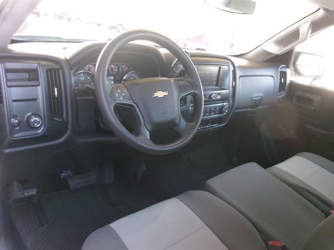 Used 2018 Chevrolet Silverado 1500 W/T w/ Chrome Bumper Package image 18