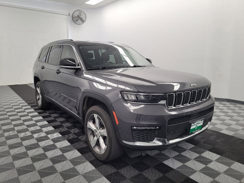 Used 2021 Jeep Grand Cherokee L Limited image 13