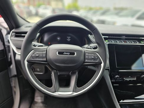 New 2026 Jeep Grand Cherokee Laredo RWD image 20