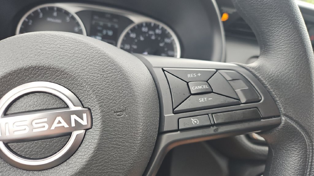 Certified 2025 Nissan Kicks Play S FWD image 10