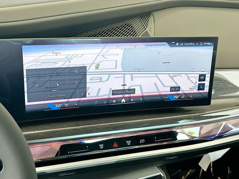 New 2026 BMW i7 M70 AWD/4WD image 13