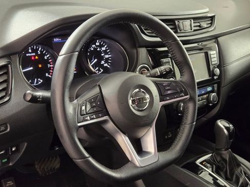 Used 2019 Nissan Rogue SV AWD/4WD image 25