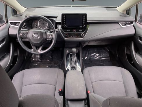 Used 2021 Toyota Corolla LE image 10