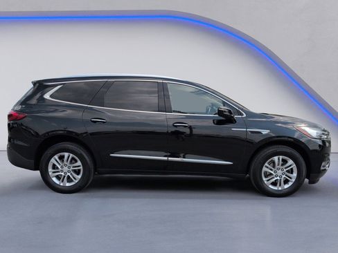 Used 2019 Buick Enclave Essence FWD image 11