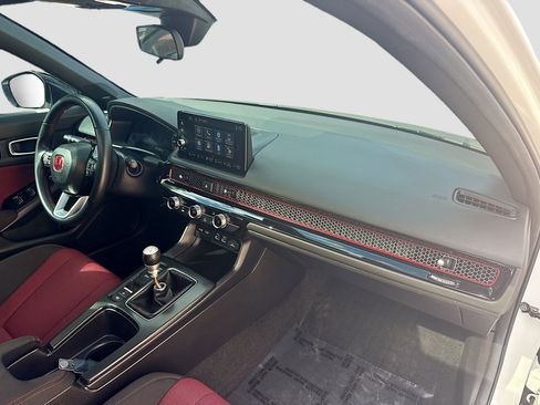 Certified 2024 Honda Civic Si image 32