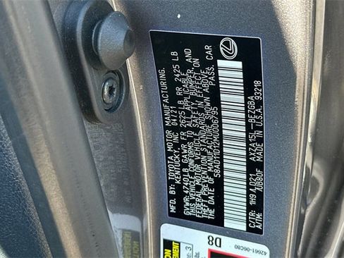 Used 2021 Lexus ES 250 250 w/ Premium Package image 31