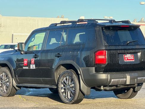 Used 2026 Toyota Land Cruiser image 6