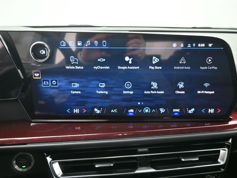 New 2026 Chevrolet Traverse Z71 w/ Enhanced Driving Package image 17