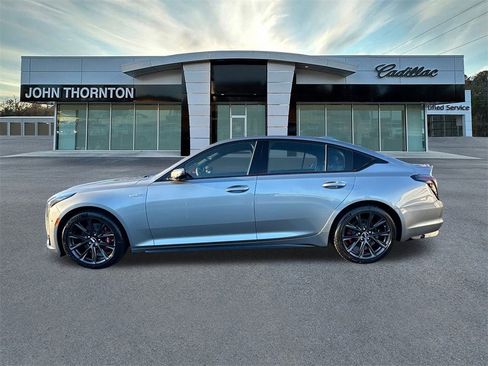 New 2026 Cadillac CT5 V image 8