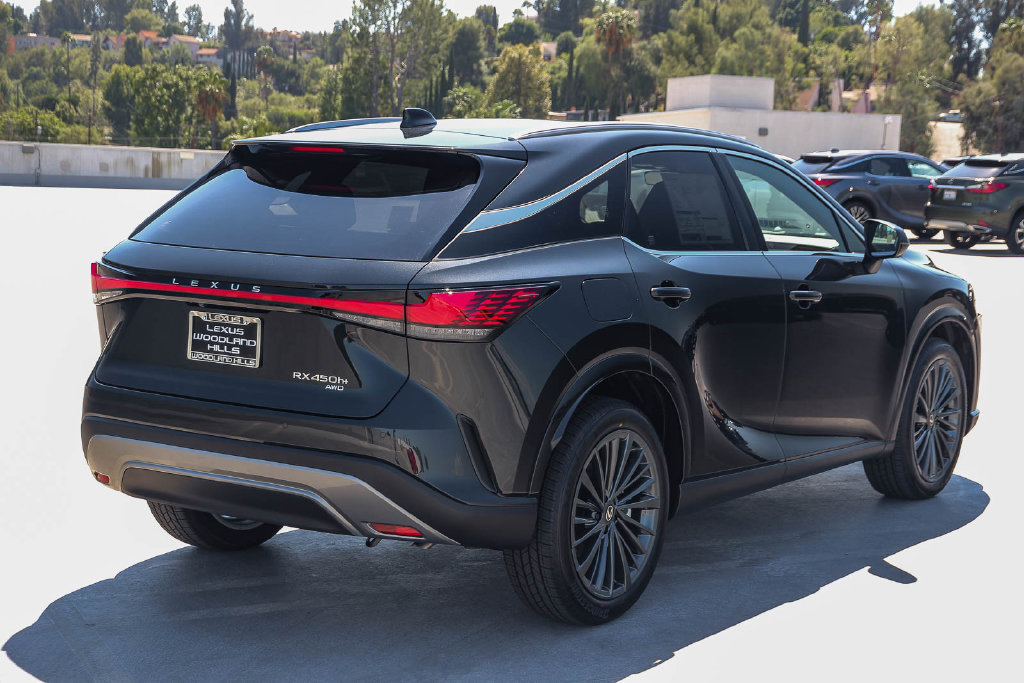 New 2026 Lexus RX 450h AWD w/ Convenience Package image 4