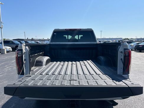 New 2026 GMC Sierra 2500 AT4 w/ AT4 Premium Plus Package AWD/4WD image 41