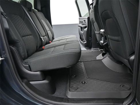 New 2026 RAM 1500 4x4 Crew Cab image 15