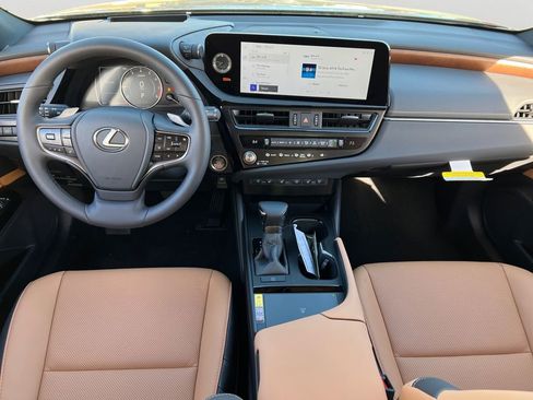 New 2025 Lexus ES 350 w/ Premium Package image 9