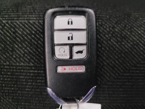 Used 2021 Honda Pilot EX image 32
