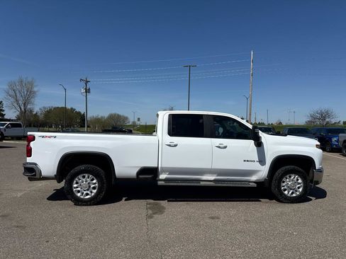 Used 2022 Chevrolet Silverado 3500 LT w/ Convenience Package AWD/4WD image 6