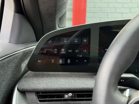 Used 2023 Lucid Air Pure image 20