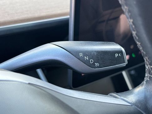 Used 2018 Tesla Model 3 Mid Range image 17