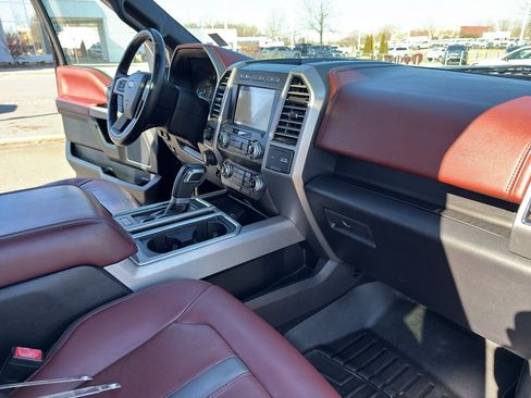 Used 2019 Ford F150 Platinum w/ Equipment Group 701A Luxury image 35