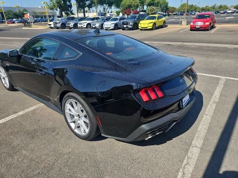 Certified 2025 Ford Mustang GT Premium RWD image 5