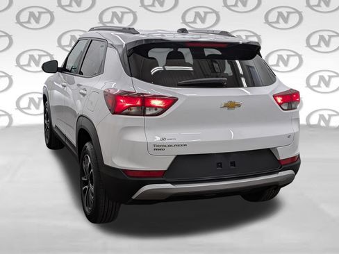 Used 2025 Chevrolet TrailBlazer LT AWD/4WD image 14