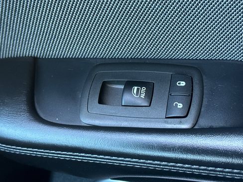 Used 2015 Dodge Challenger R/T w/ Quick Order Package 28B R/T RWD image 20