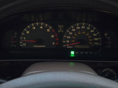 Used 2001 Toyota 4Runner Limited AWD/4WD image 27
