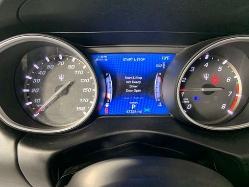 Used 2019 Maserati Levante GranLusso AWD/4WD image 31