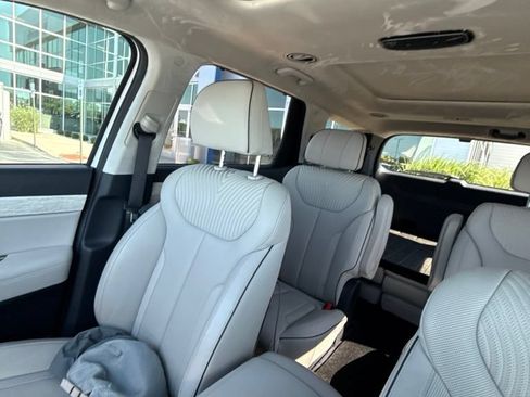 Used 2023 Hyundai Palisade Calligraphy w/ Cargo Package AWD/4WD image 12