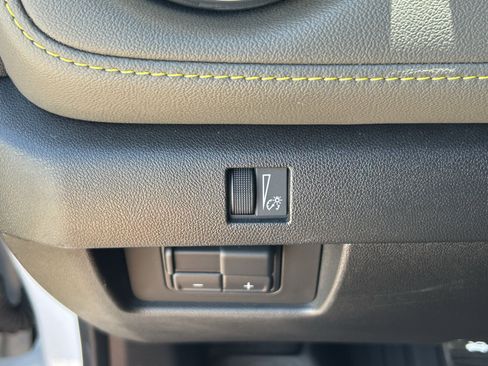 Certified 2024 Chevrolet Colorado ZR2 AWD/4WD image 17