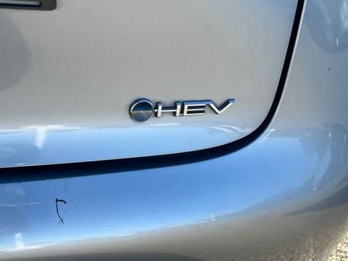 Used 2023 Toyota Prius LE FWD image 21
