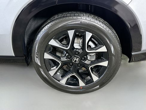 New 2026 Honda HR-V EX-L image 30