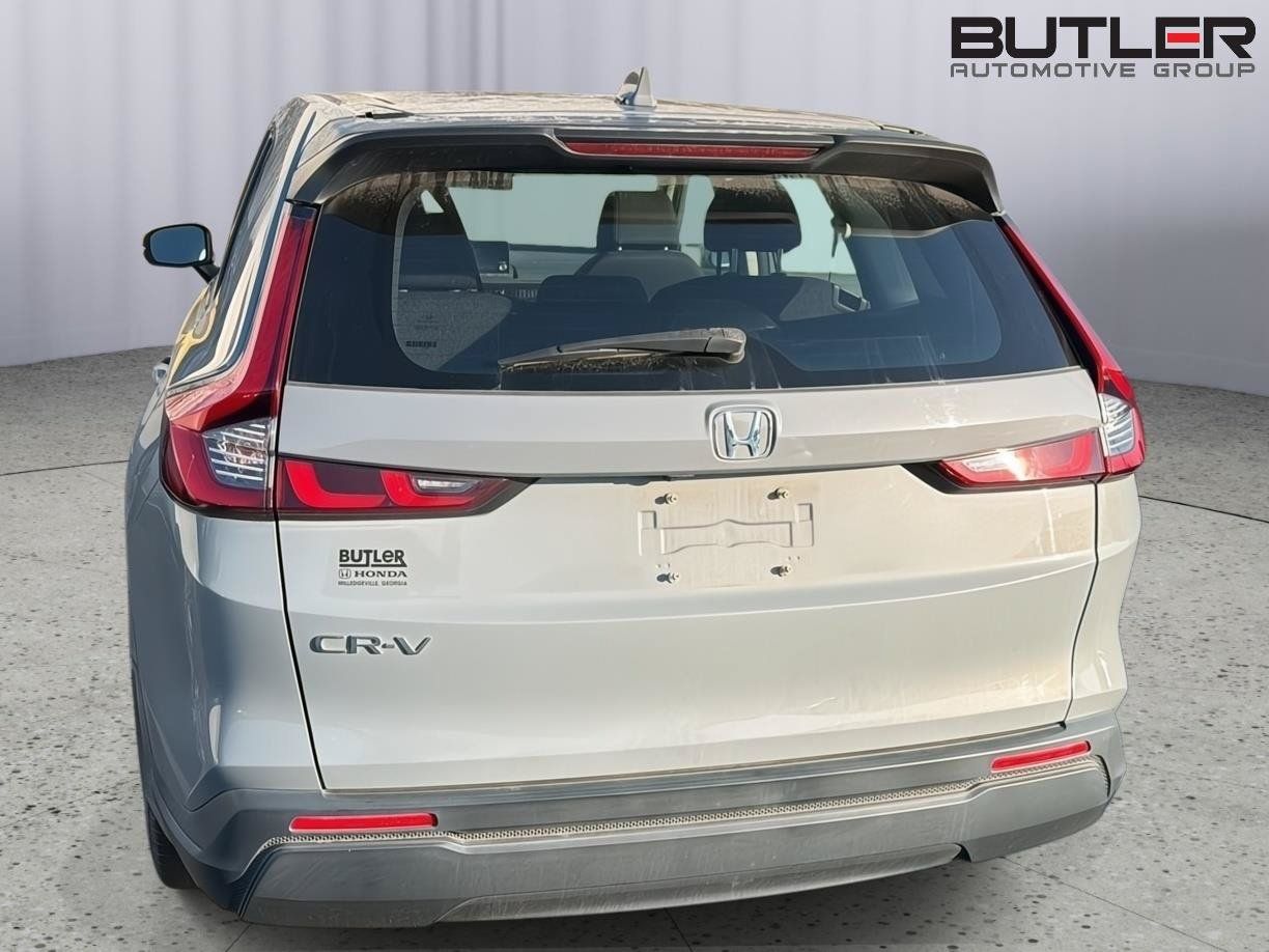 Used 2023 Honda CR-V LX image 9