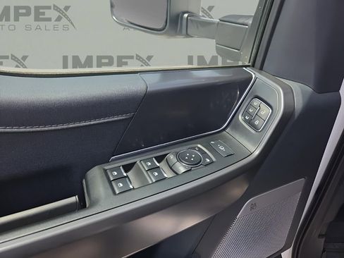 Used 2025 Ford F150 Lariat w/ FX4 Off-Road Package image 28