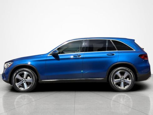 Used 2022 Mercedes-Benz GLC 300 image 2