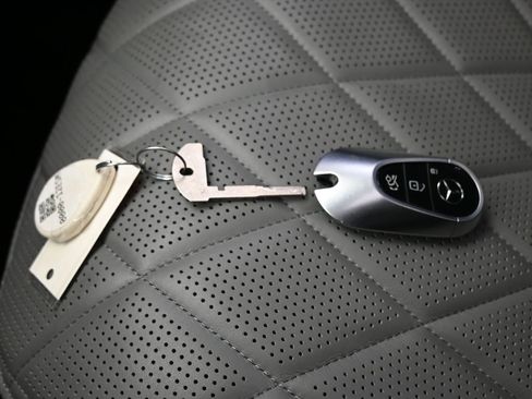 Used 2021 Mercedes-Benz S 580 4MATIC Sedan image 35
