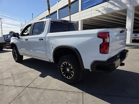 Certified 2024 Chevrolet Silverado 1500 ZR2 w/ Technology Package image 4