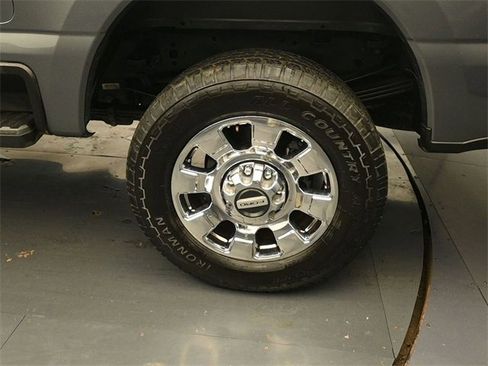 Used 2023 Ford F350 Lariat w/ Tow Technology Package image 9