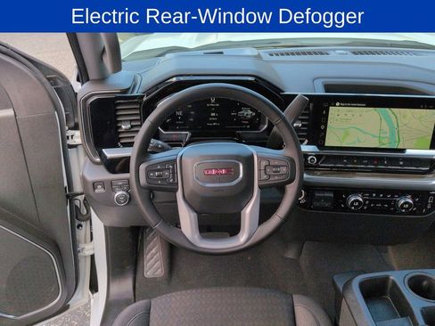 Certified 2026 GMC Sierra 1500 Elevation image 11