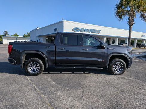 Used 2023 GMC Sierra 1500 AT4 w/ Technology Package image 5