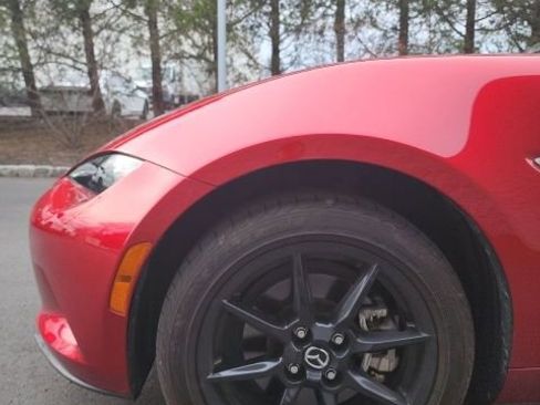 Used 2021 MAZDA MX-5 Miata Sport image 5