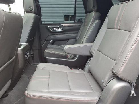 Used 2023 Chevrolet Tahoe RST w/ Luxury Package AWD/4WD image 19