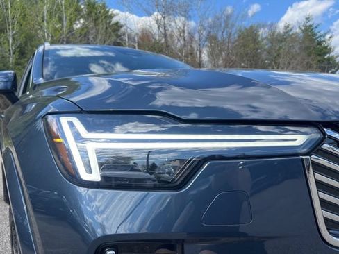 New 2026 Volvo XC90 B5 Core w/ Protection Package AWD/4WD image 10