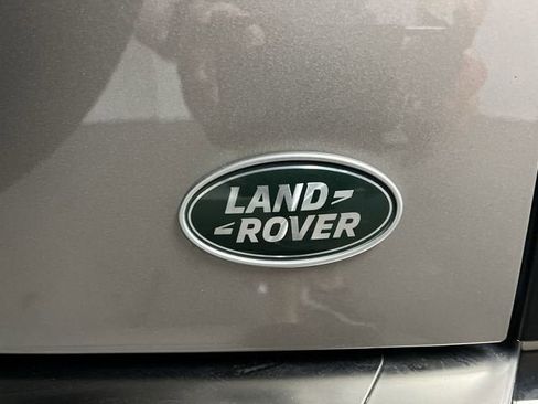 Used 2023 Land Rover Defender 130 X image 33