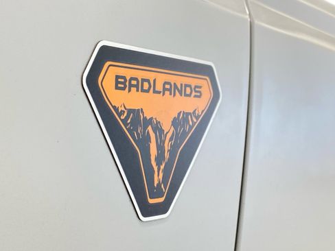 New 2026 Ford Bronco Badlands AWD/4WD image 15