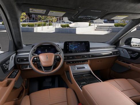 New 2026 Lincoln Aviator Black Label w/ Black Label Special Edition AWD/4WD image 9