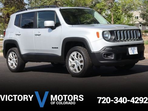 Used 2017 Jeep Renegade Latitude w/ Cold Weather Group AWD/4WD image 1