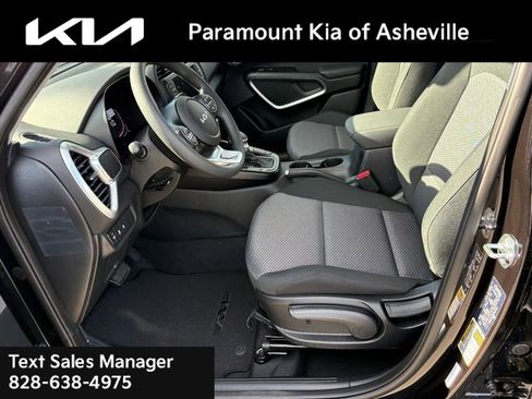 New 2025 Kia Soul LX image 15