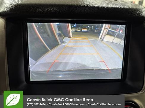 Used 2015 GMC Yukon XL Denali w/ Premium Package AWD/4WD image 27
