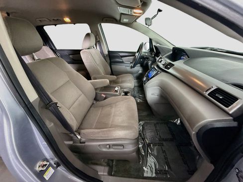 Used 2016 Honda Odyssey EX image 27