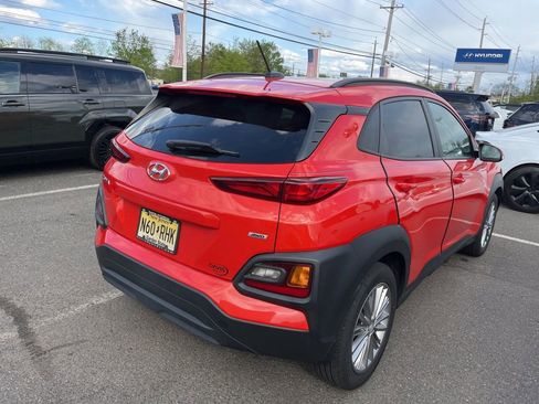 Used 2019 Hyundai Kona SEL image 3